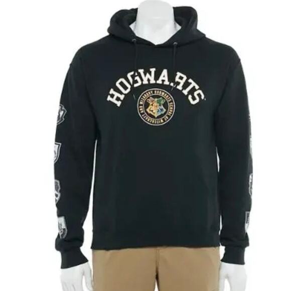 Wizarding World Harry Potter Men's Black Hogwarts Varsity Pullover Hoodie SM - Picture 1 of 9